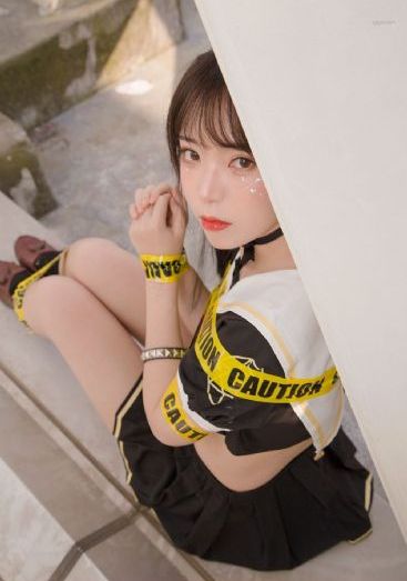 我跟女朋友闺蜜